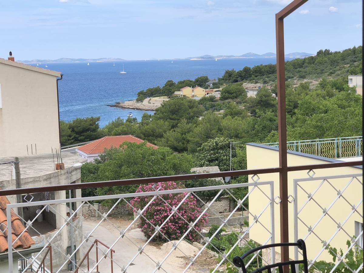 Villa Lorenta Apartments Primošten Kültér fotó