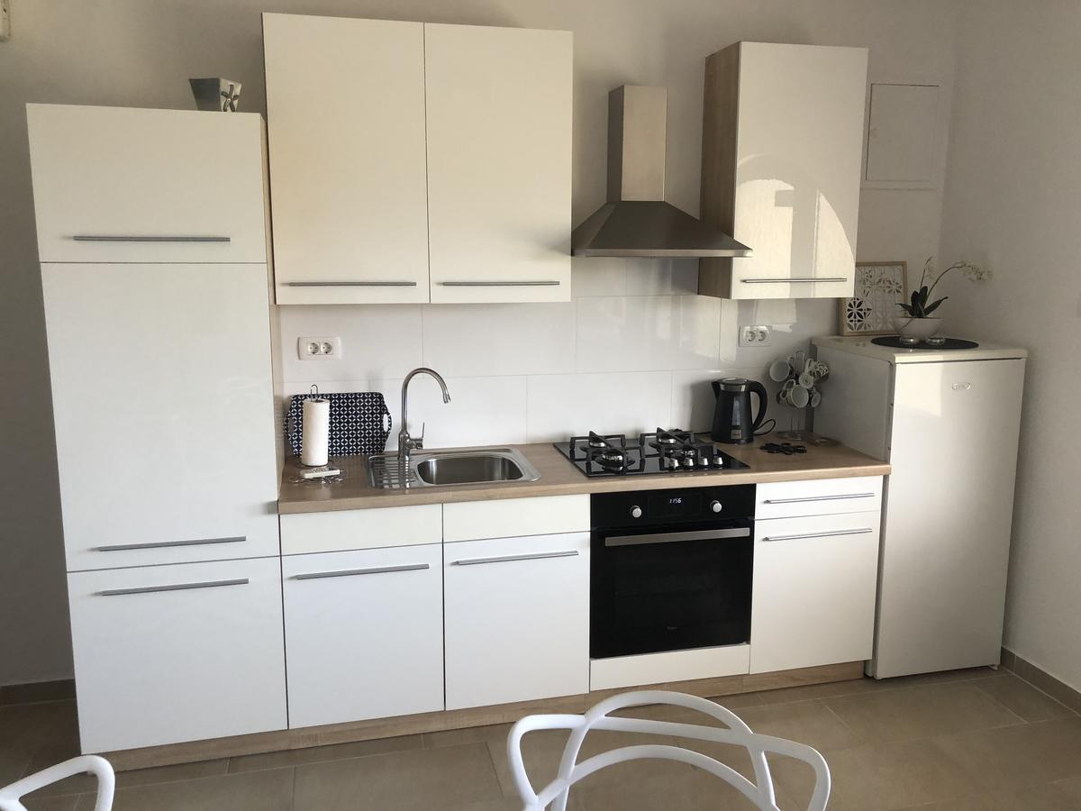 Villa Lorenta Apartments Primošten Kültér fotó