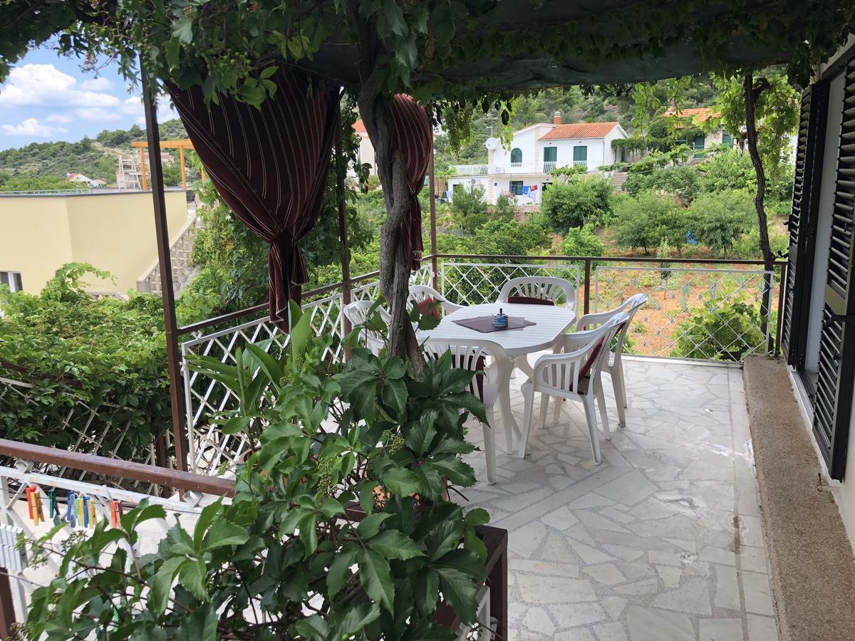 Villa Lorenta Apartments Primošten Kültér fotó